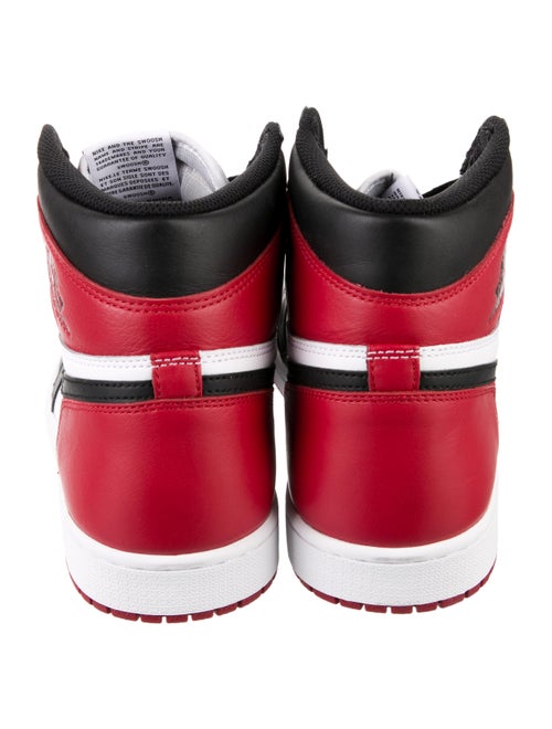 Jordan 1 Retro Black Toe Sneakers