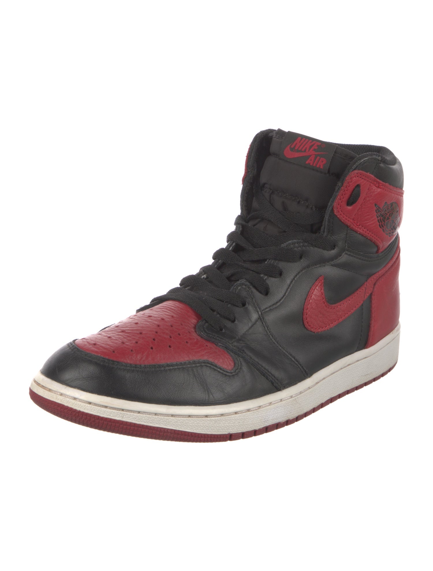 Jordan 1 Retro High 'Bred Banned' Sneakers