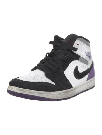 Jordan 1 Mid SE 'Purple' Sneakers