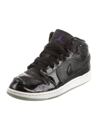 Jordan 1 Mid SE Space Jam (GS) Sneakers