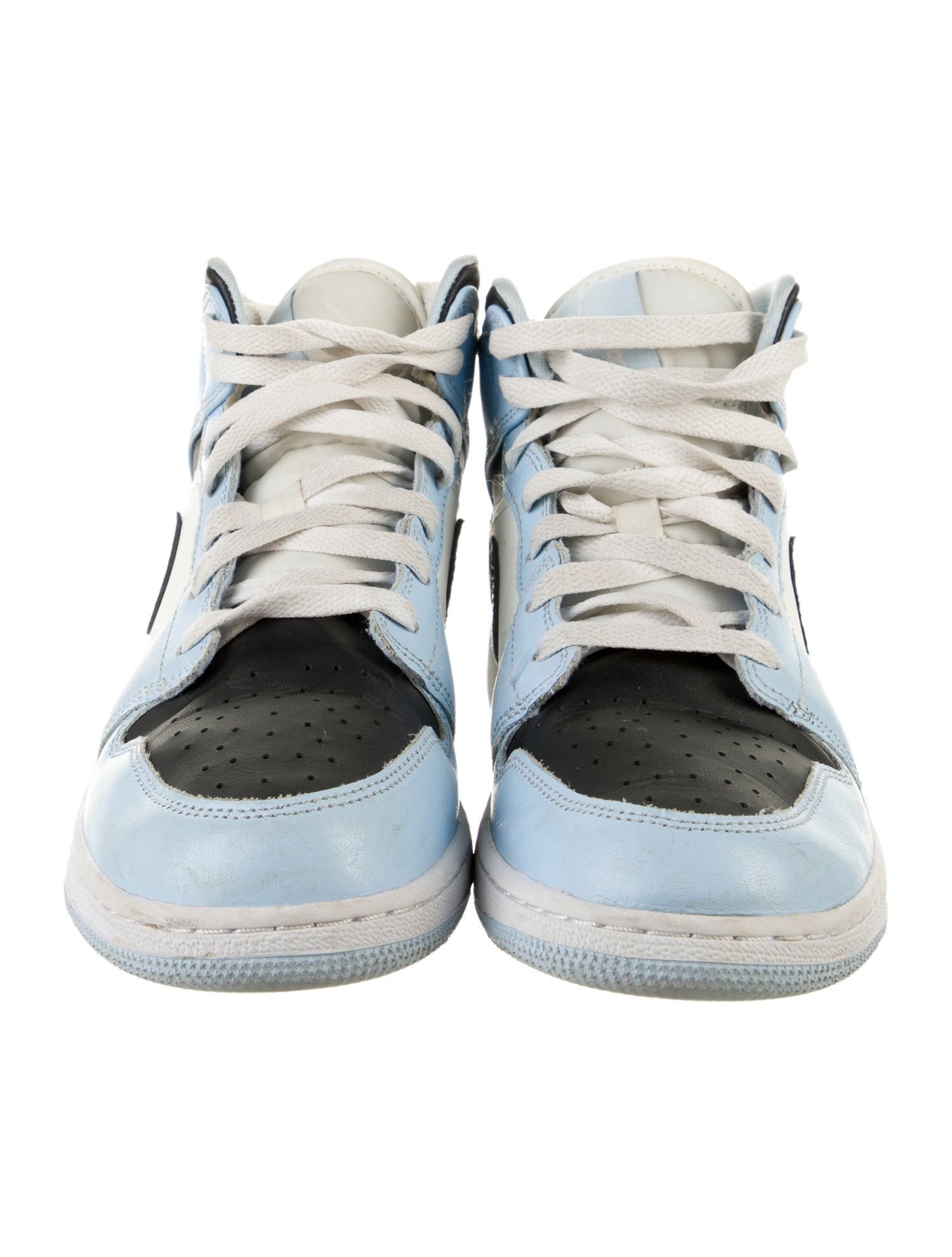 Jordan kid girls' blue and white shoes