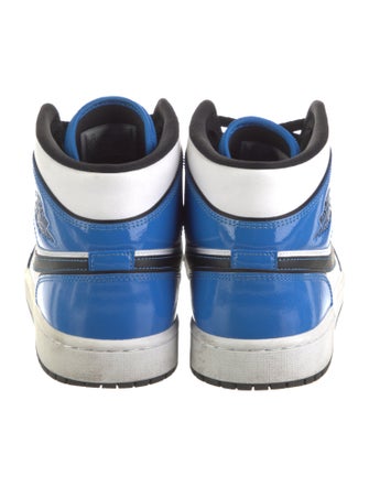 Jordan 1 Mid Signal Blue Sneakers