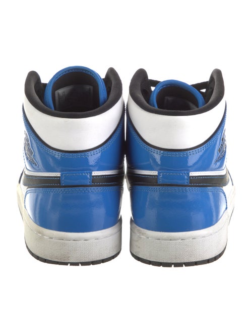 Jordan 1 Mid Signal Blue Sneakers