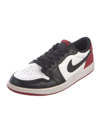 Jordan 1 Retro Low OG Black Toe Sneakers