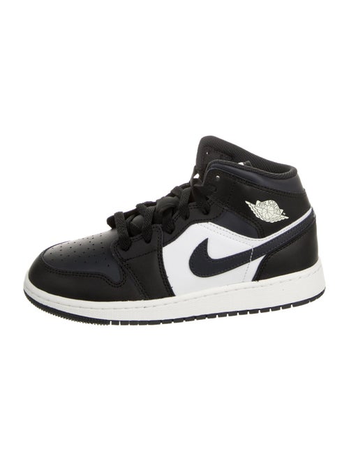 Jordan Kid Boys' 1 Mid 'Off Noir Toe' Sneakers