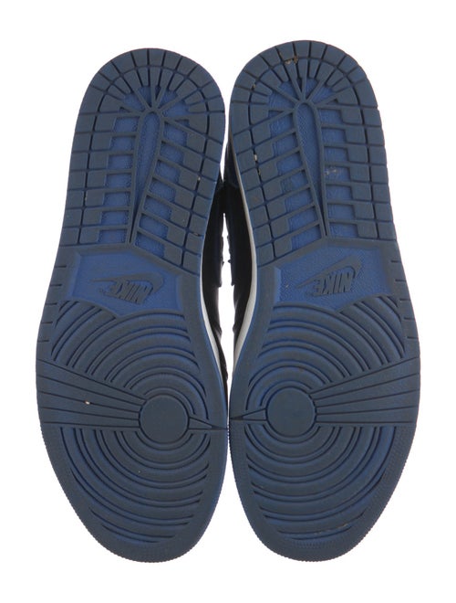 Jordan 1 Retro Royal (2017) Sneakers