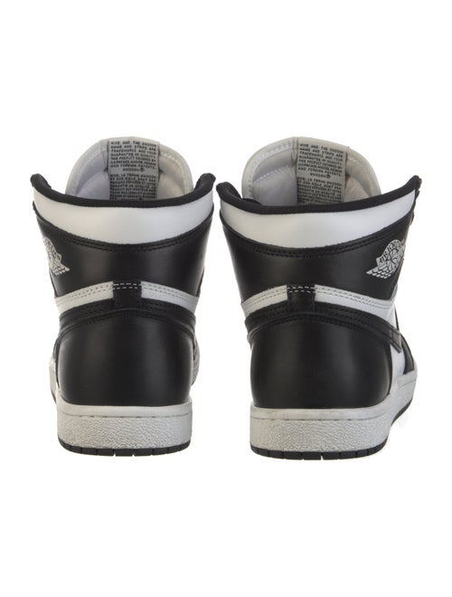 Jordan 2022 Leather Sneakers