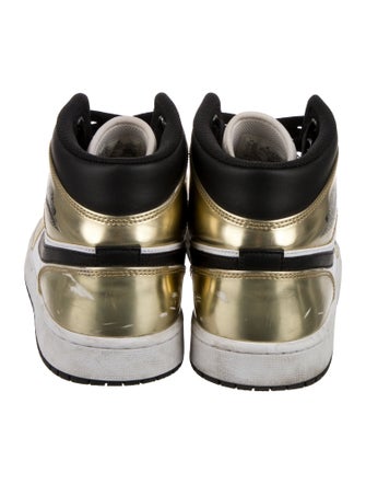 Jordan 1 Mid 'Metallic Gold' Sneakers