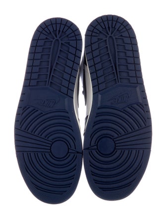 Jordan 1 Retro High OG Midnight Navy Sneakers