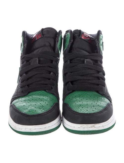 Jordan 1 Retro High Kids' Sneaker