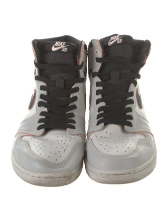 Jordan 2019 Leather Sneakers