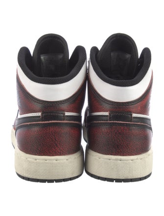 Jordan 1 Mid 'Wear-Away Chicago' Sneakers