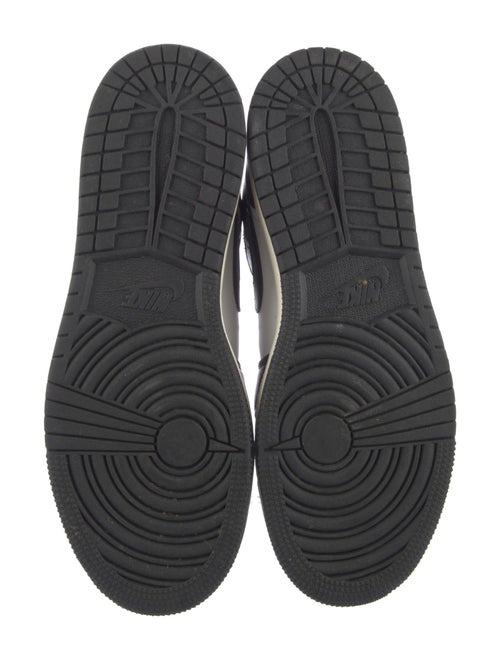 Jordan 1 Mid 'Wear-Away Chicago' Sneakers