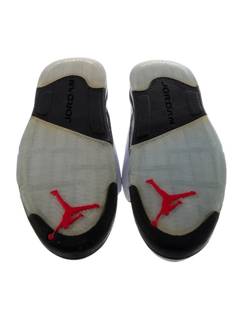 Jordan Leather Mid Top Sneaker