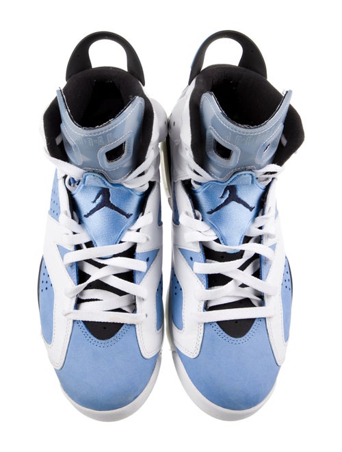 Jordan 2022 Leather Sneakers