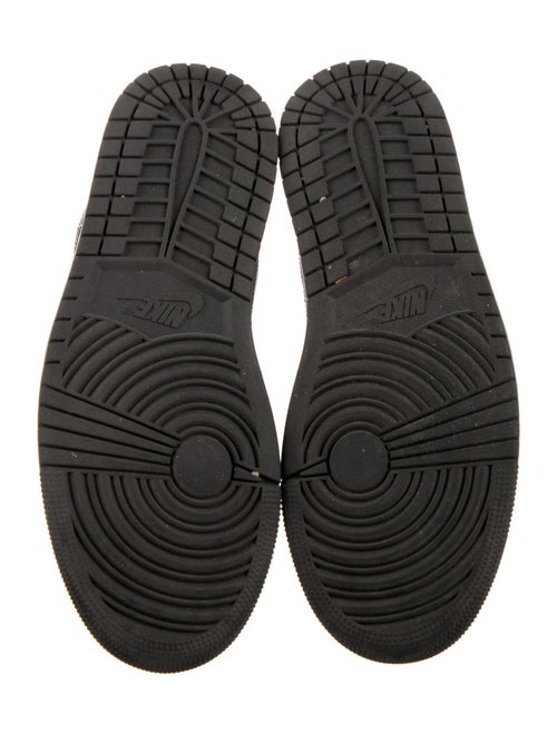 Jordan 1 Mid Light 'Smoke Grey' Athletic Sneakers