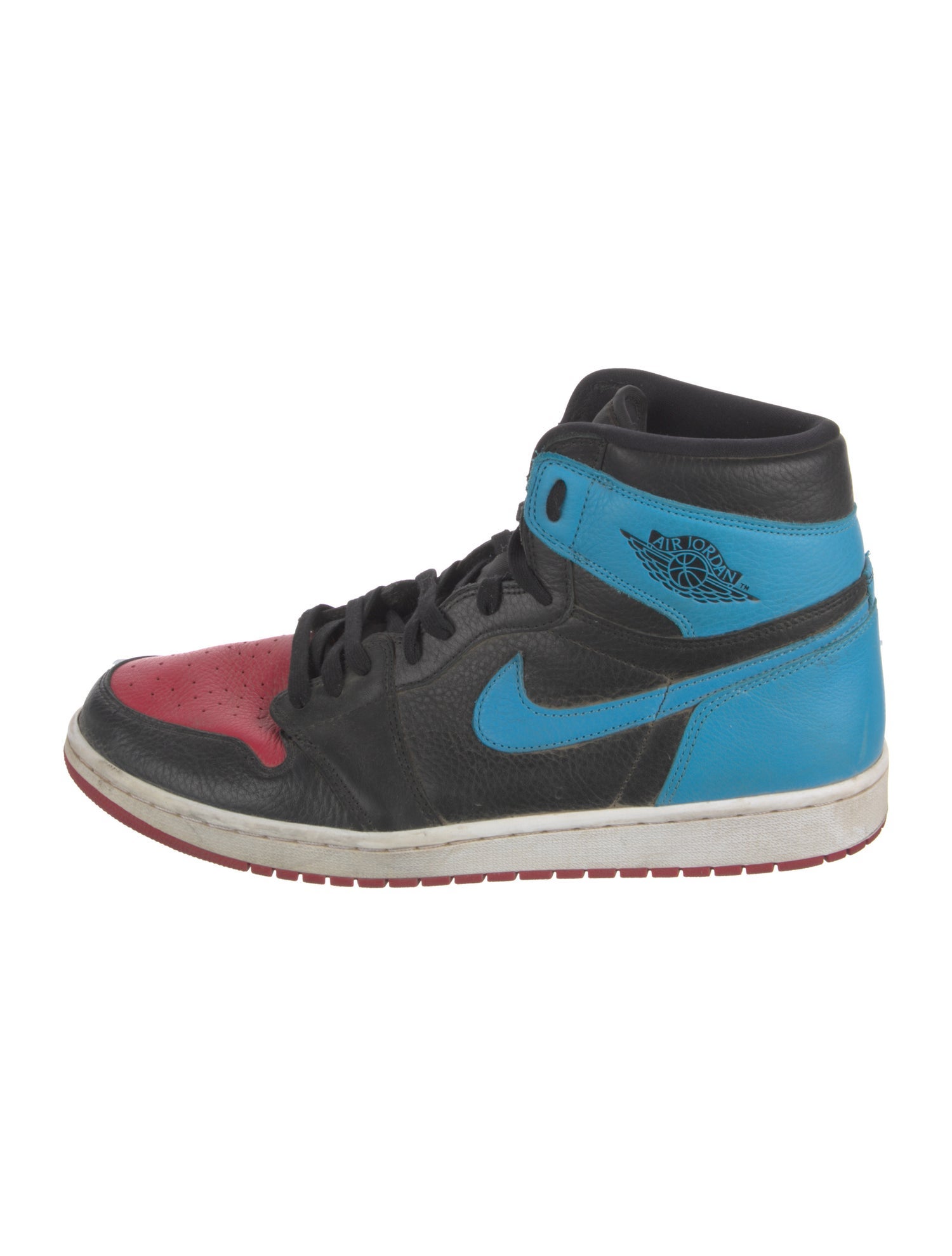 Jordan Jordan 1 Retro High NC to Chi Athletic Sneakers