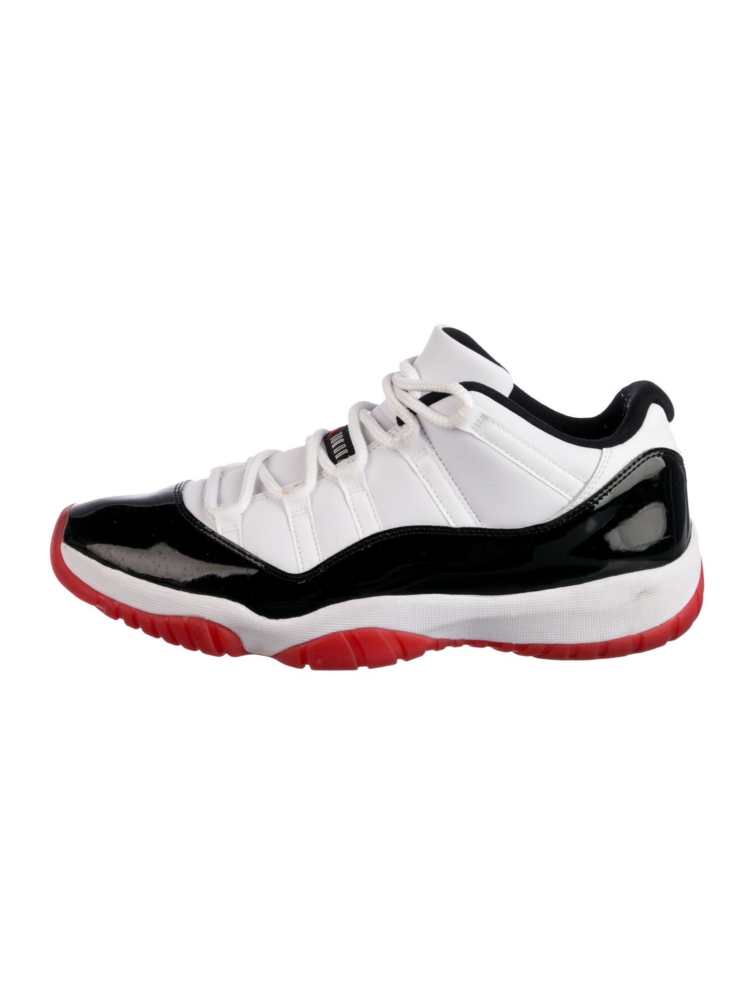 Jordan 11 Retro 'Concord-Bred' Sneakers