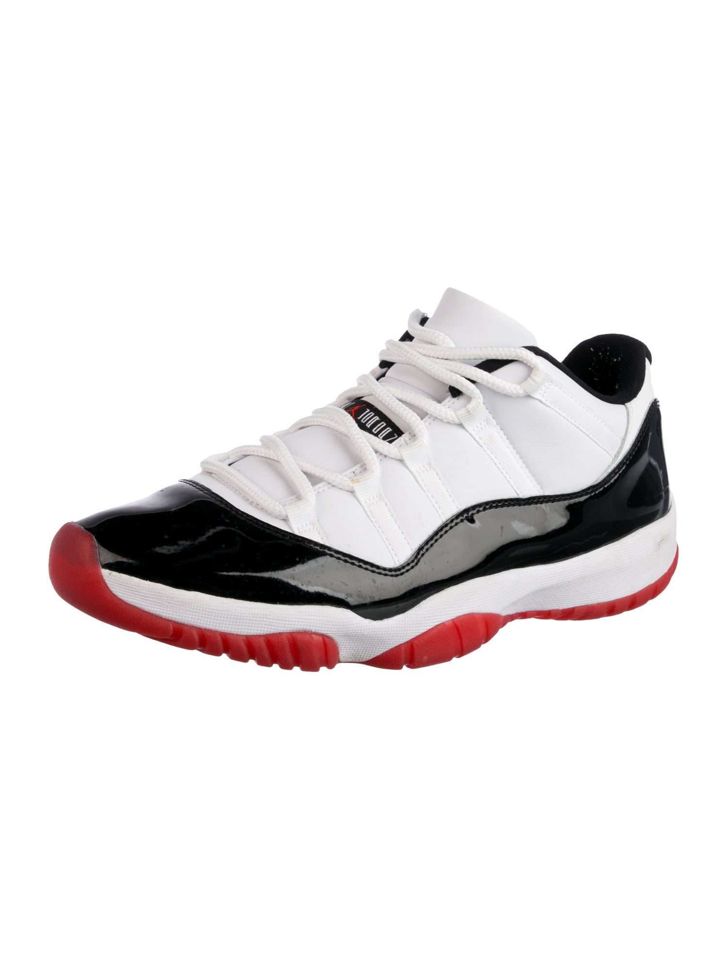 Jordan 11 Retro 'Concord-Bred' Sneakers