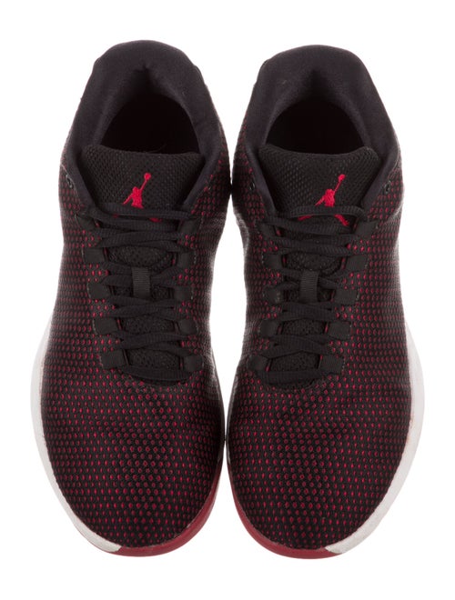 Jordan Boys' B. Fly Sneakers (GS)