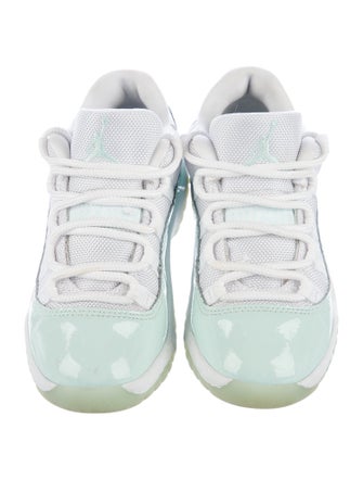 Jordan 11 Retro Low PS 'Igloo'