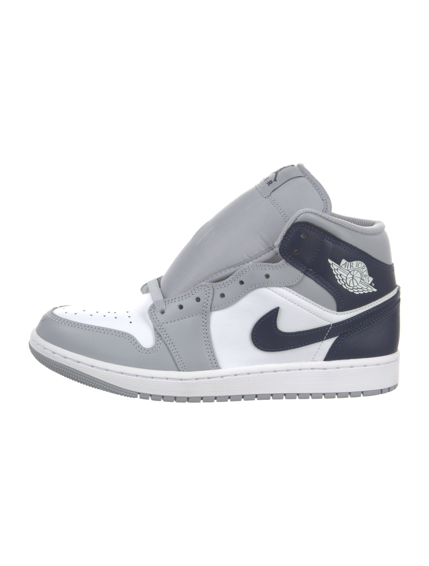 Jordan 1 Mid Wolf Grey Midnight Navy Sneakers