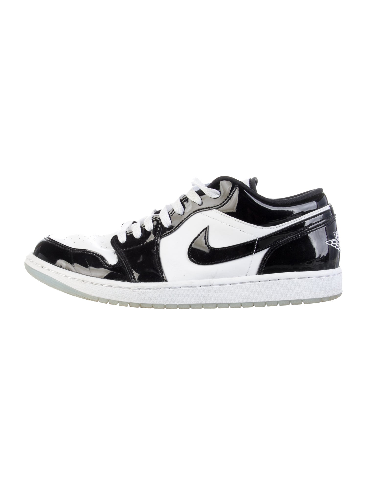 Jordan 2022 Patent Leather Sneakers