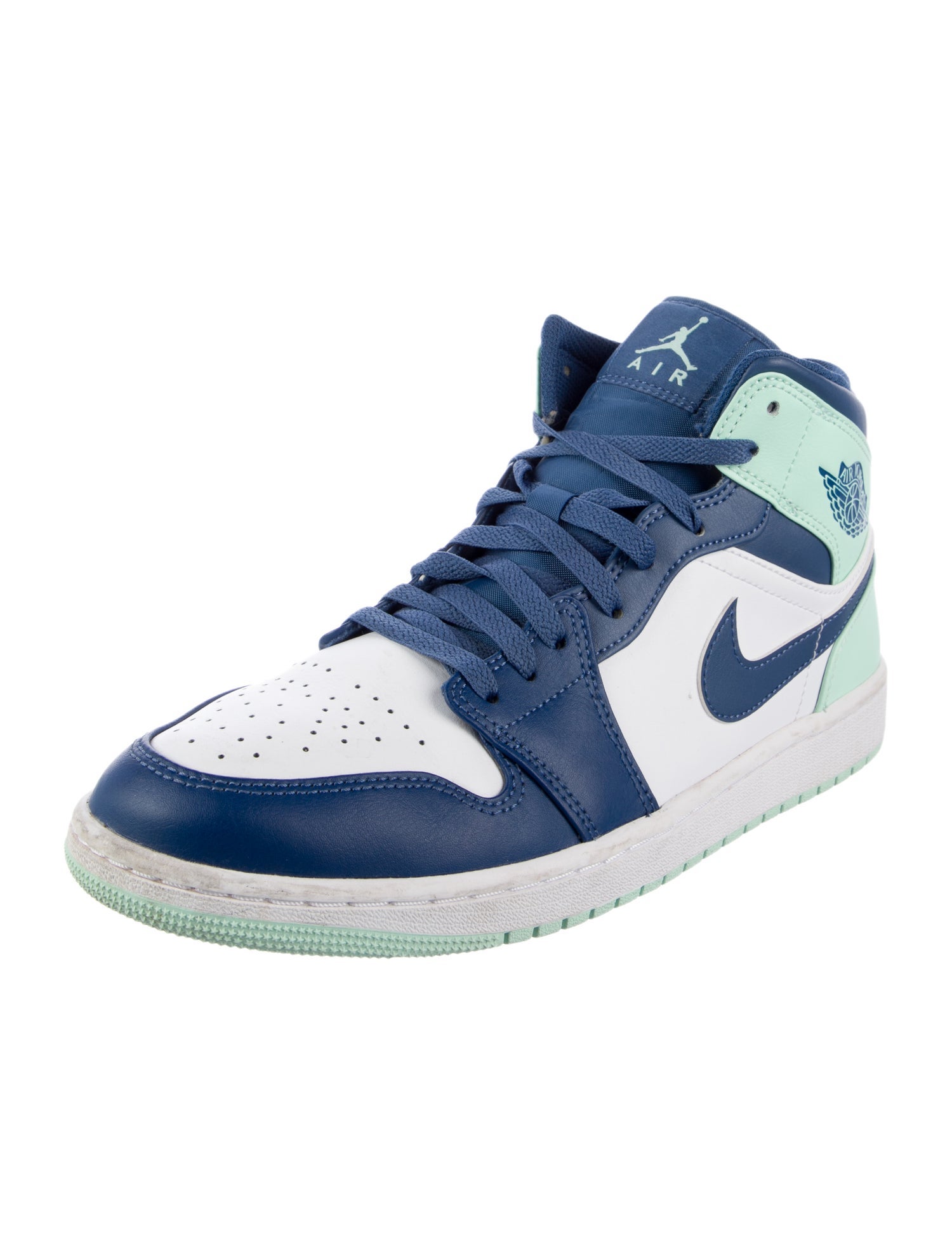 Jordan 2022 Leather Sneakers