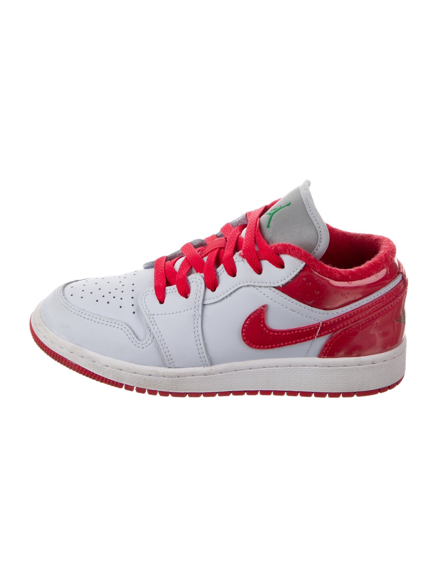 Jordan Boys' 1 Mid Sneakers (GS)