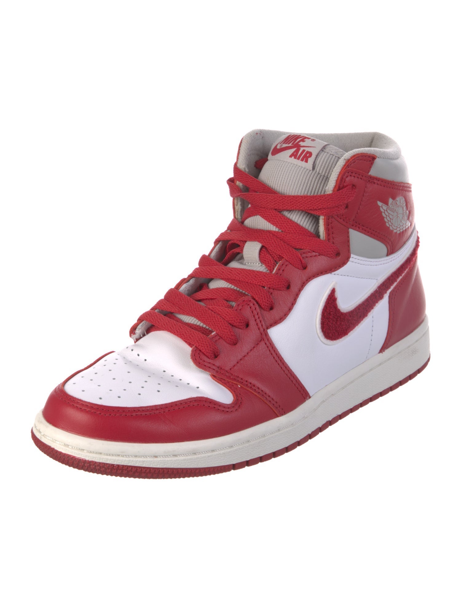 Jordan 2022 Leather Sneakers