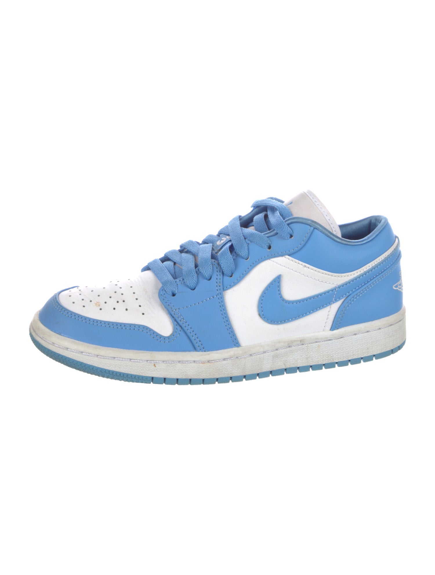 Jordan 1 Low UNC Sneakers