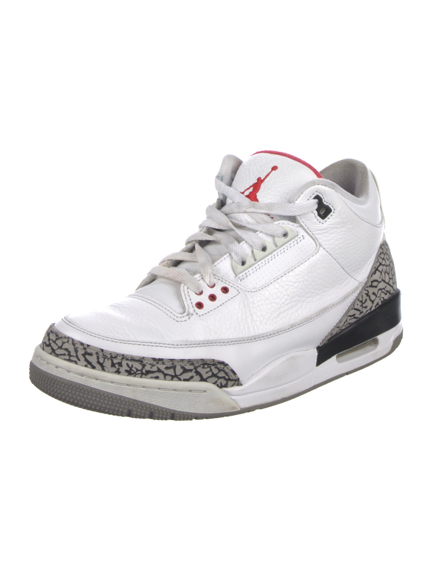 Jordan Retro 3 White Cements Sneakers