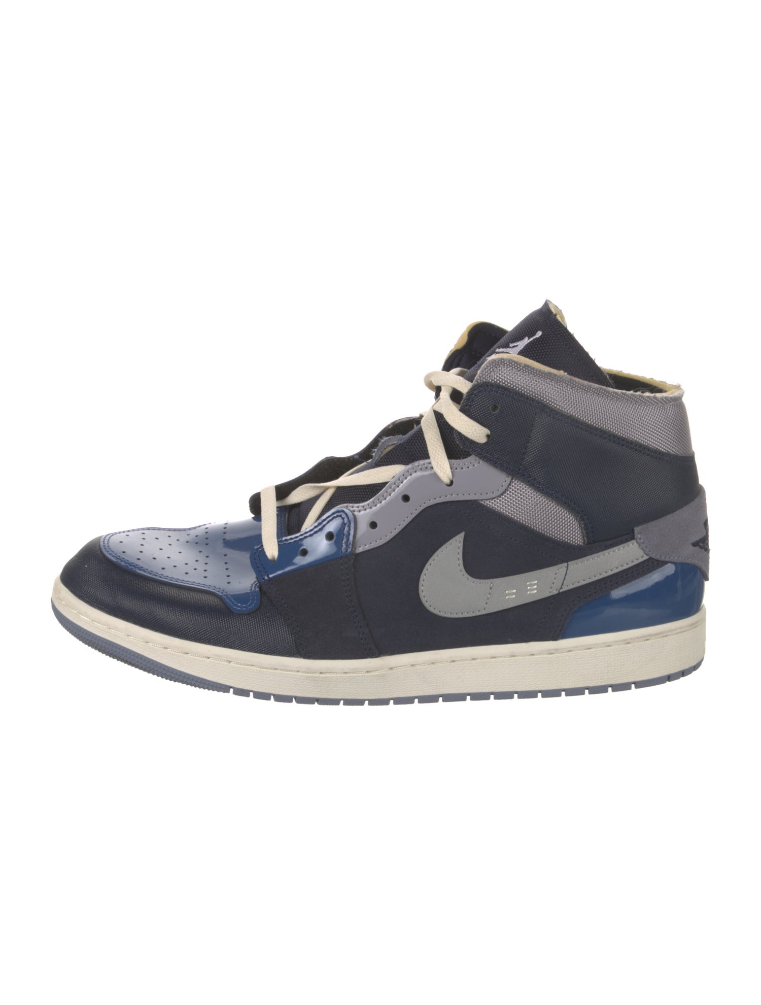 Jordan 2022 Leather Sneakers