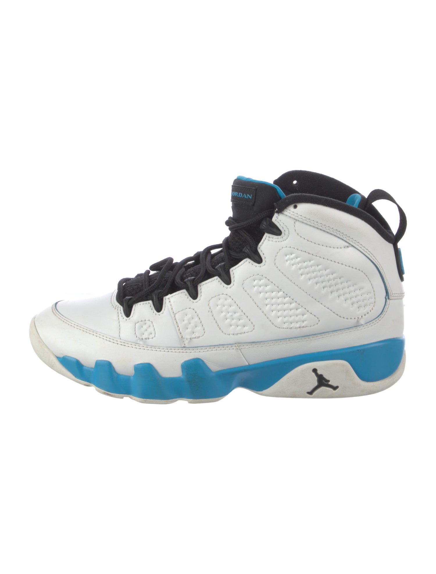 Jordan 9 Retro Powder Blue Sneakers