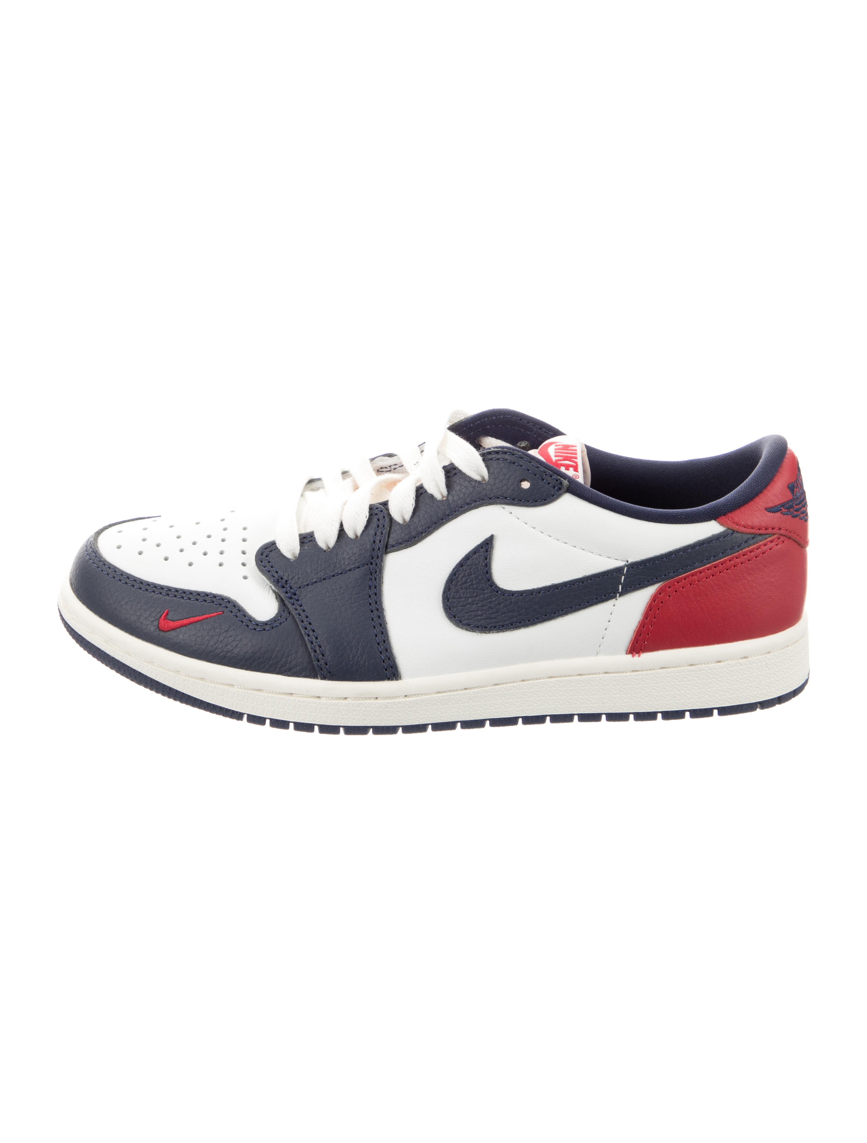 Jordan Leather Colorblock Pattern Sneakers