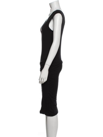 James Perse V-Neck Knee-Length Dress