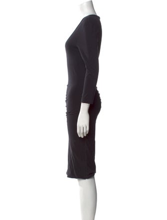 James Perse V-Neck Knee-Length Dress