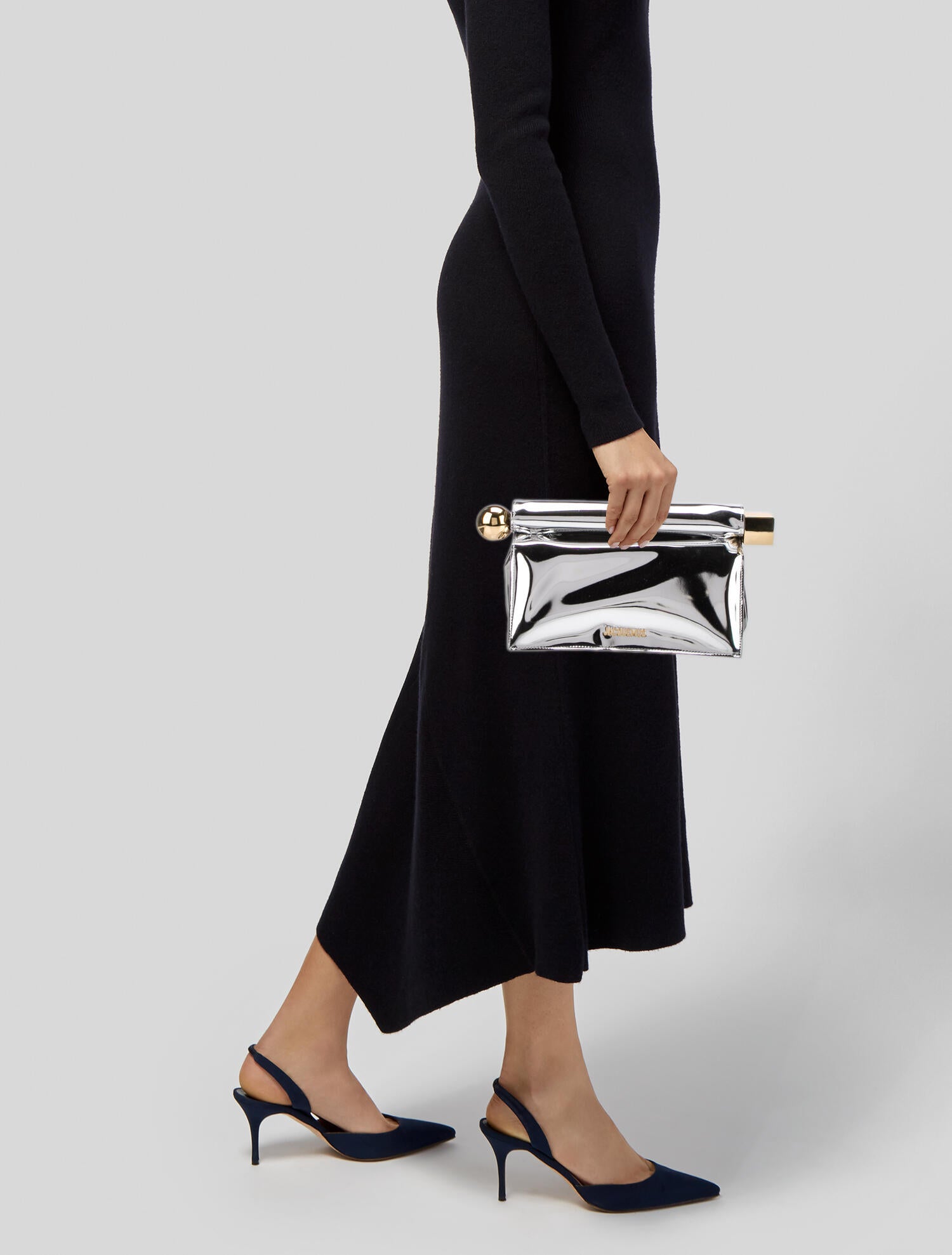 【JACQUEMUS】 ラ・ポシェット・ロンド・カレ クロコダイル The Rond Carré by JACQUEMUS | Official website