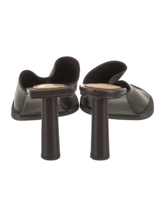 Jacquemus Leather Slides