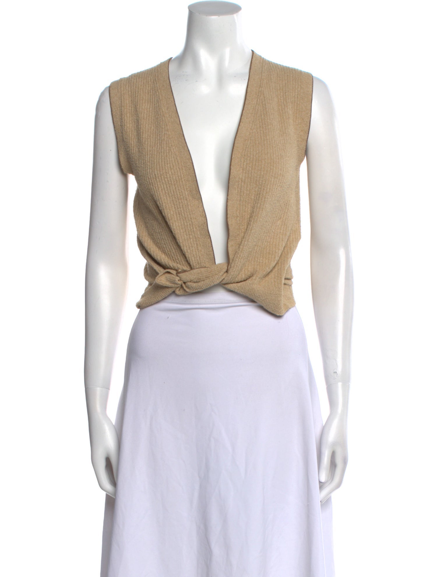 Jacquemus V-Neck Sleeveless Crop Top