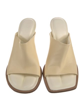 Jacquemus Leather Slides