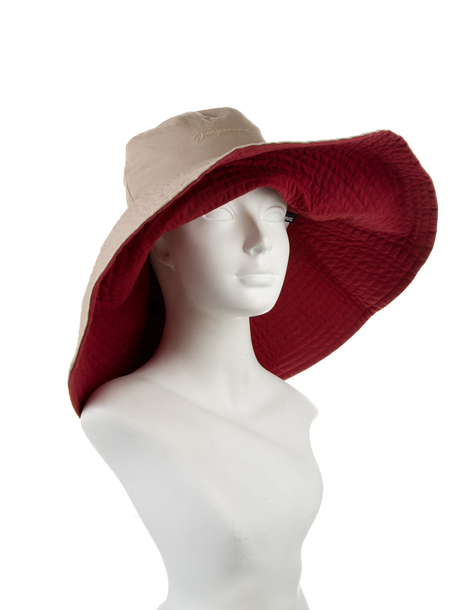 Jacquemus bucket hat