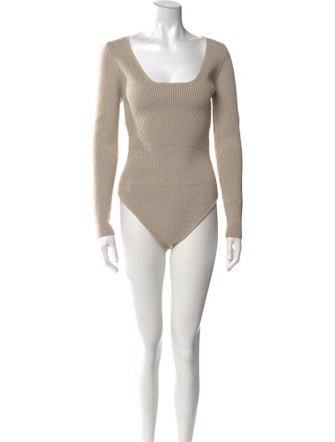 Jacquemus Scoop Neck Sweater