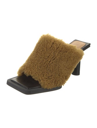 Jacquemus Shearling Slides