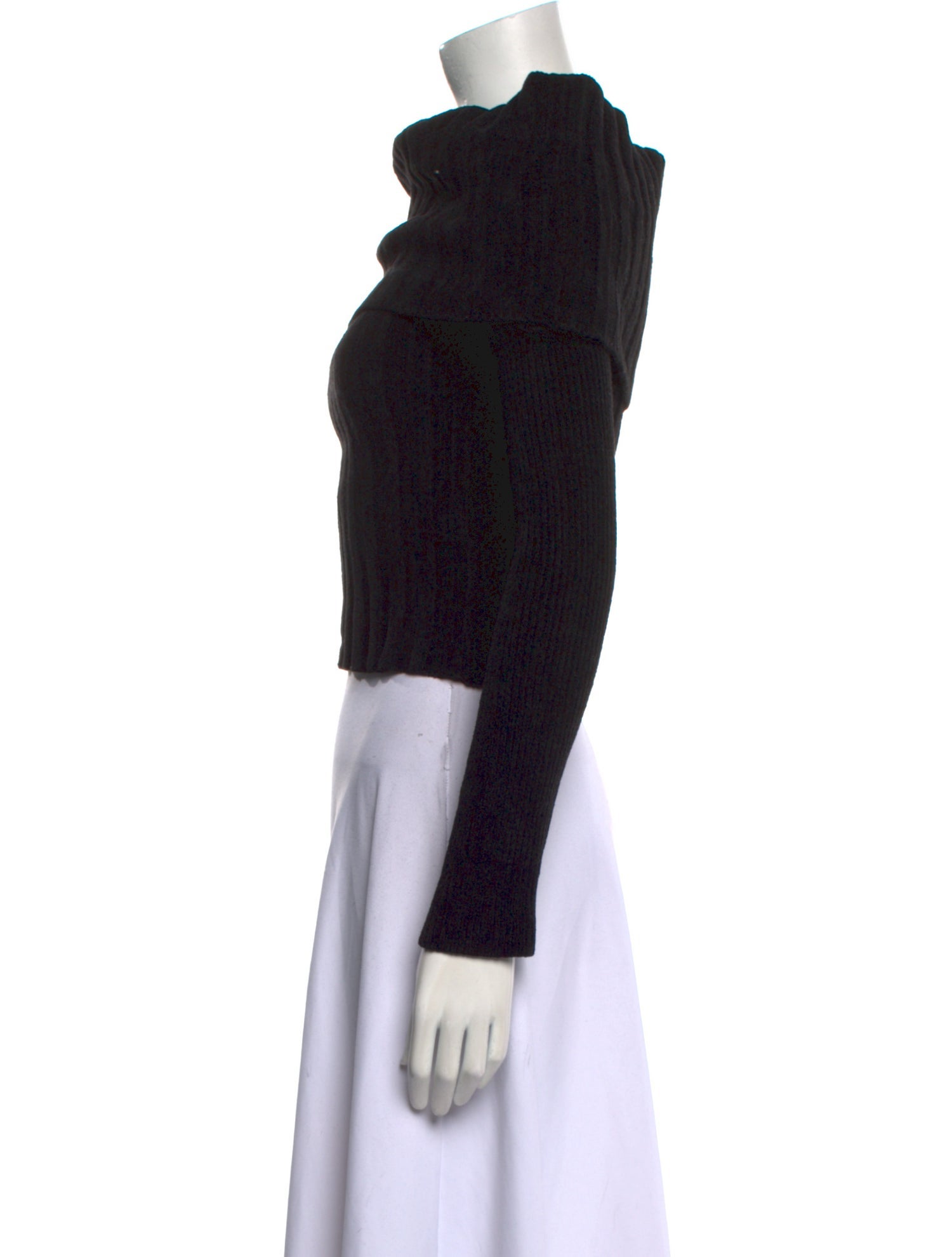 Jacquemus Off-The-Shoulder Sweater