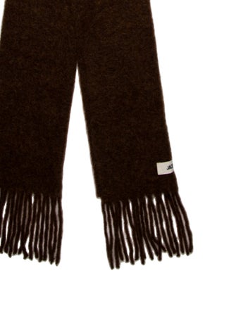 Jacquemus Reshape Caro Muffler Alpaca Scarf