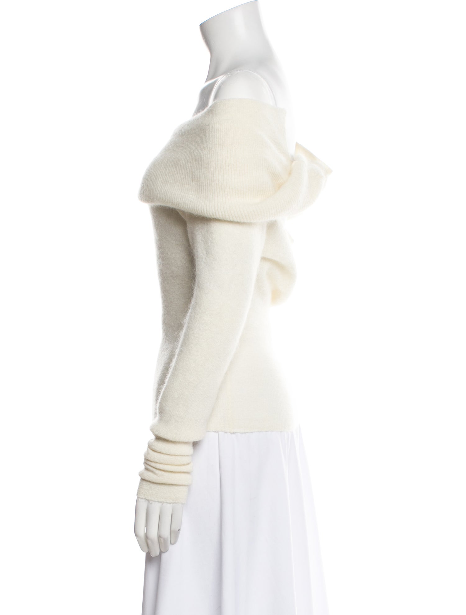 Jacquemus Off-The-Shoulder Sweater