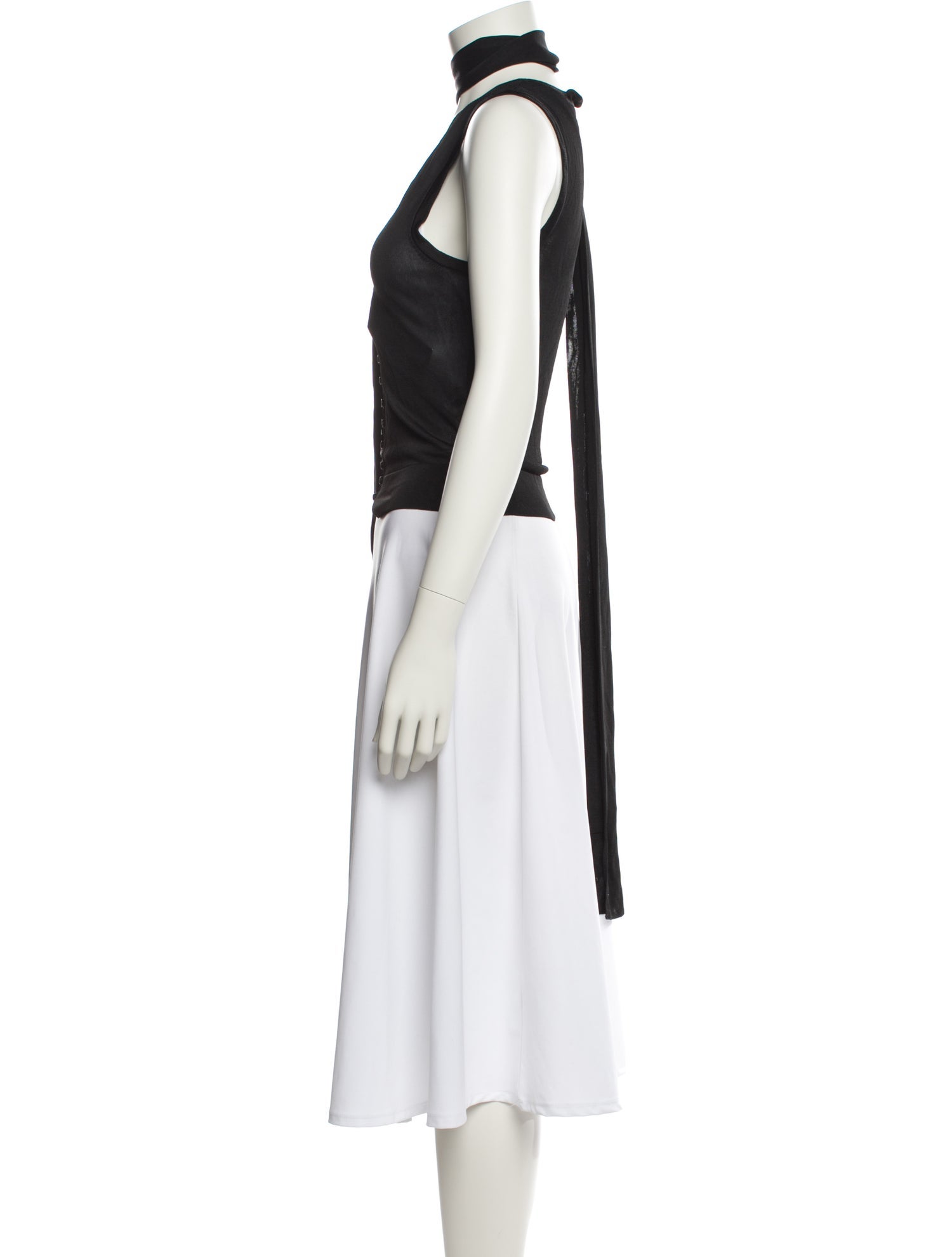 Jacquemus Mock Neck Sleeveless Crop Top