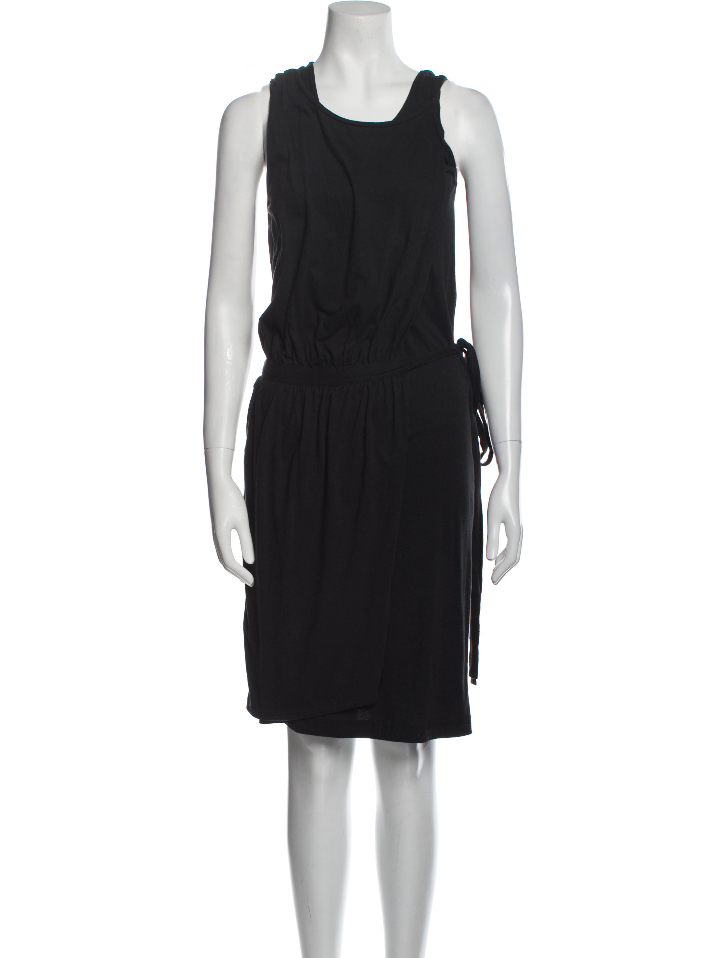 Jarbo Scoop Neck Knee-Length Dress