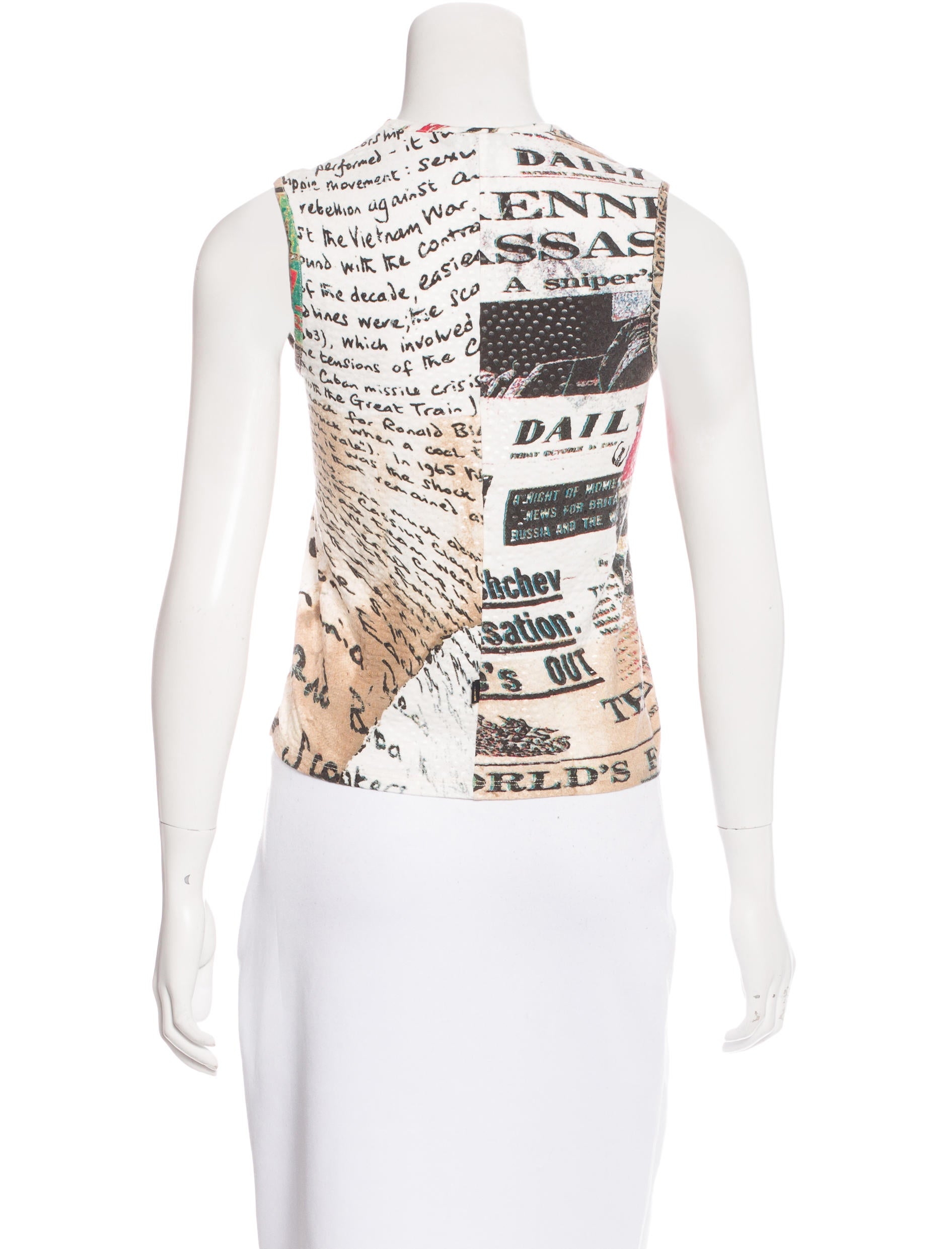 Just Cavalli Newspaper Print Sleeveless Top Clothing WJU27151 The